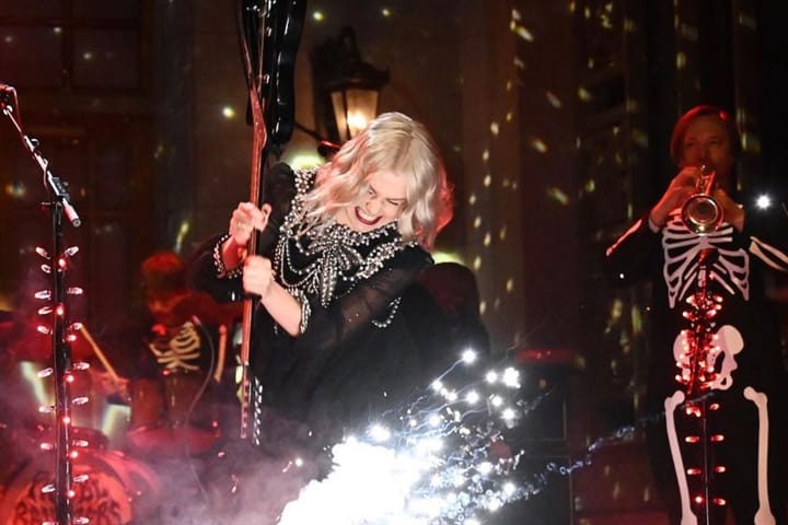 The Nu-Normal #04: Phoebe Bridgers, SNL, and 'The Smashening'